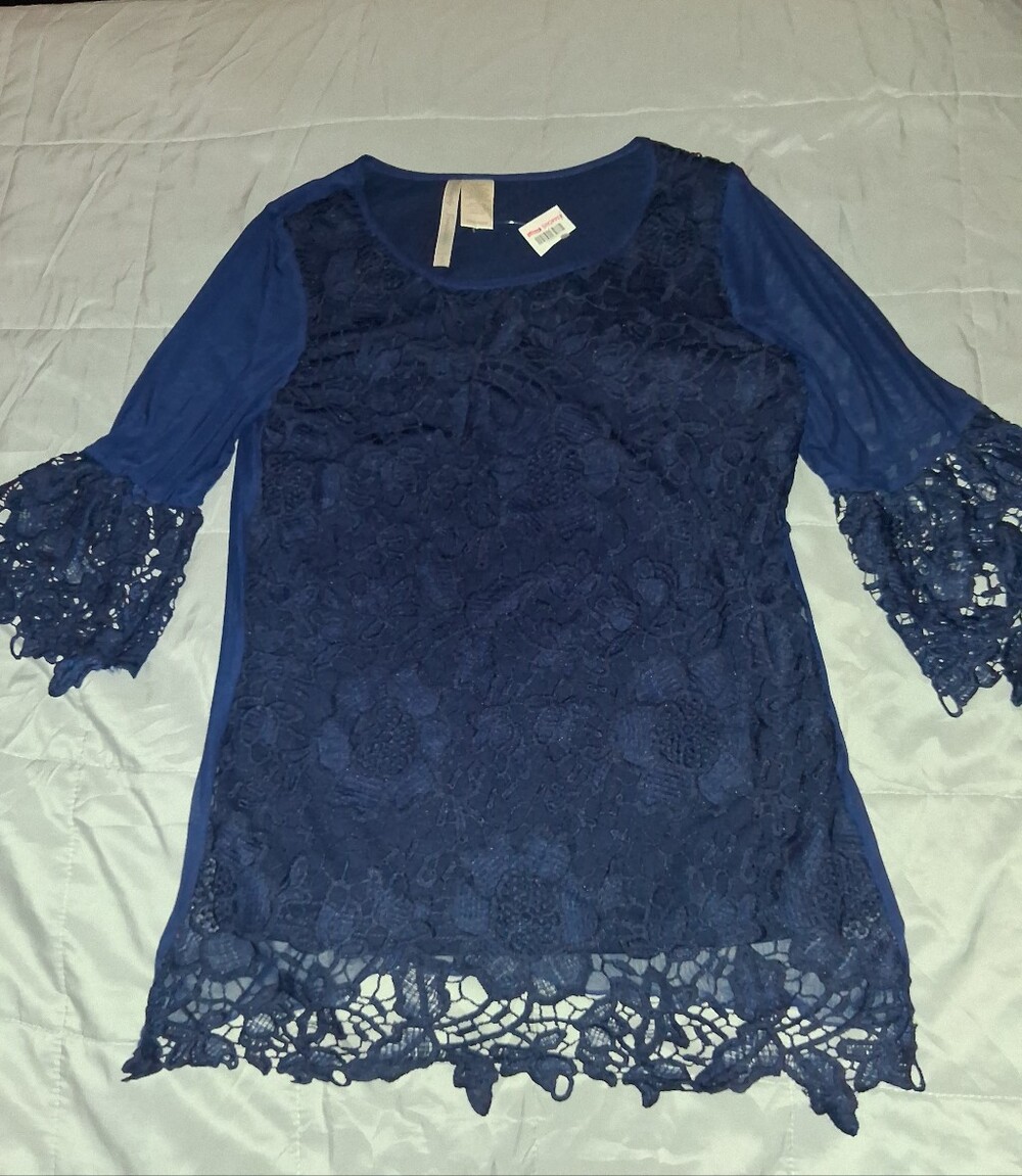 Simply Irresistible Blue Lace Overlay Top - Small